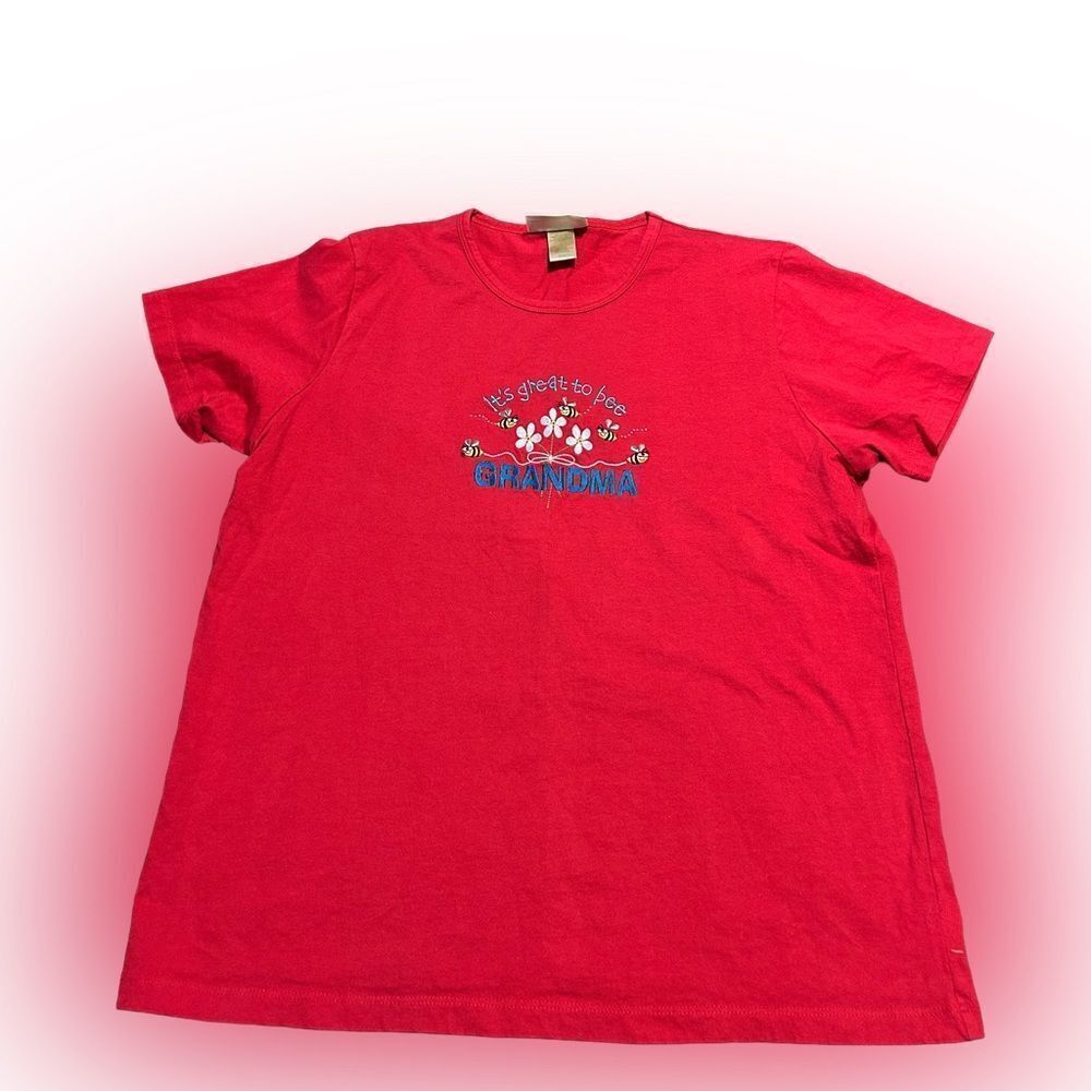 Vintage MCCC Sportswear It’s Great To Bee Grandma Flowers and Bees T-shirt
